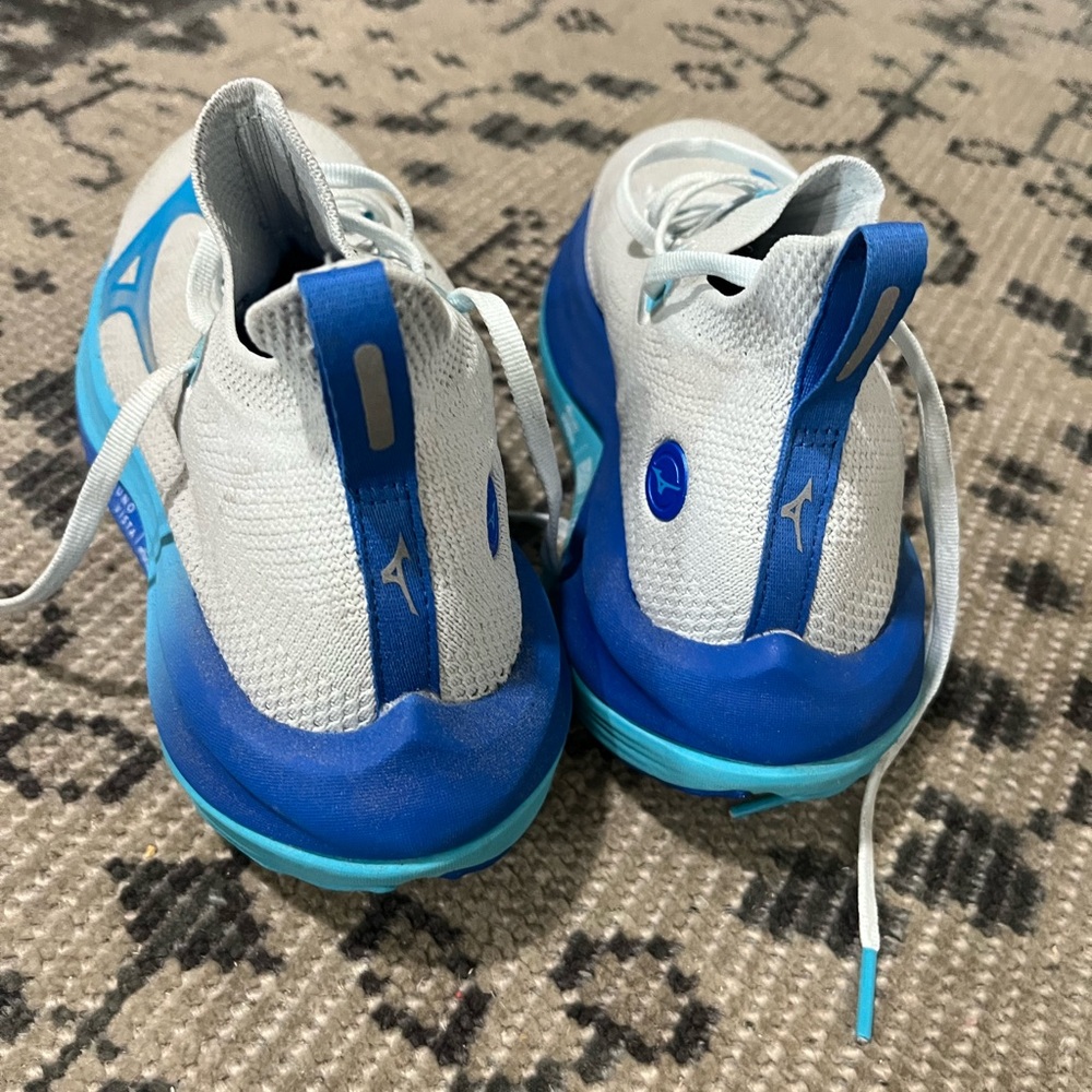 White and Blue Athletic Sneakers Neo Vista Running Shoes 6.5 New - Picture 5 of 6